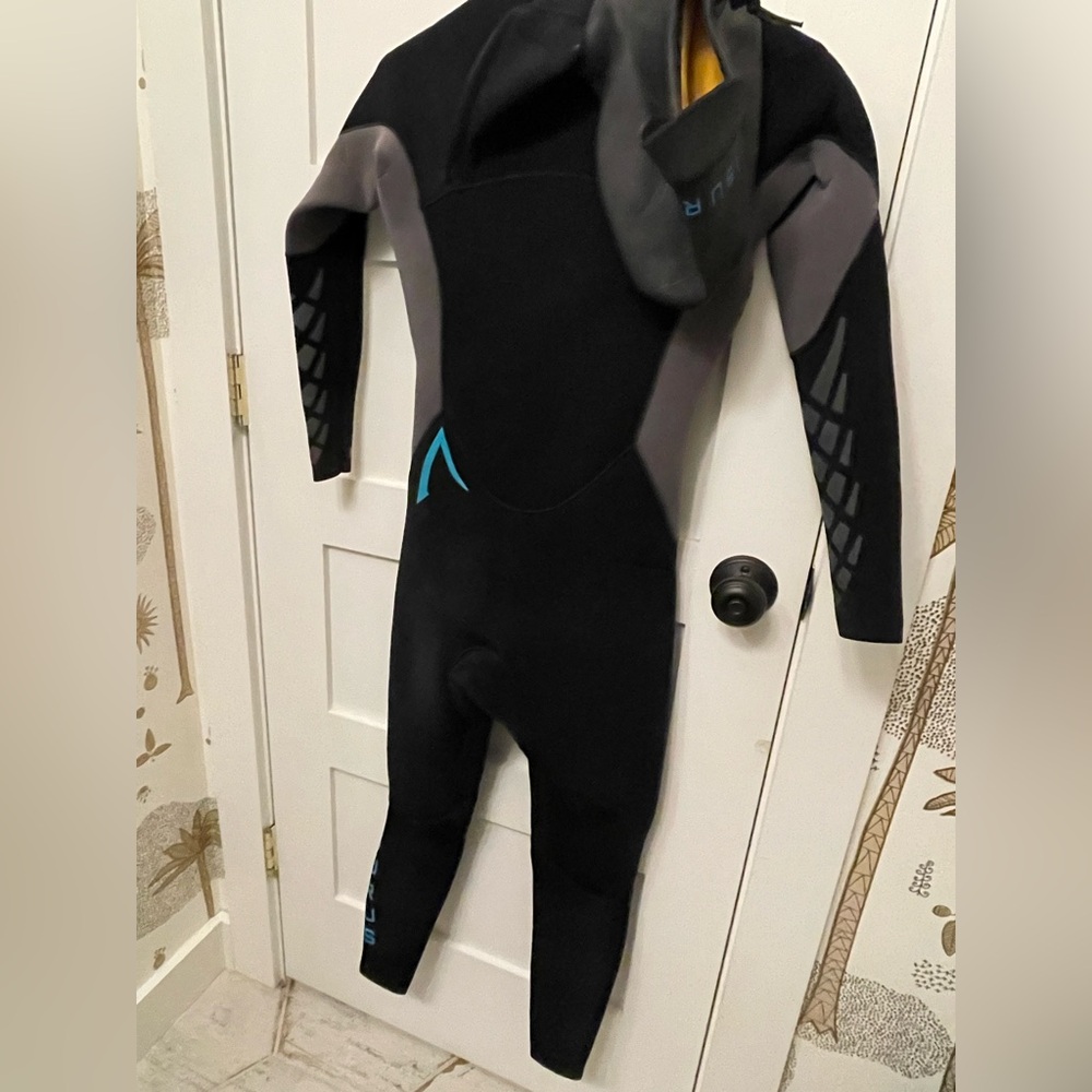 Womens Isurus Ember 454 Chest Zip Hooded Full Suit 6S
